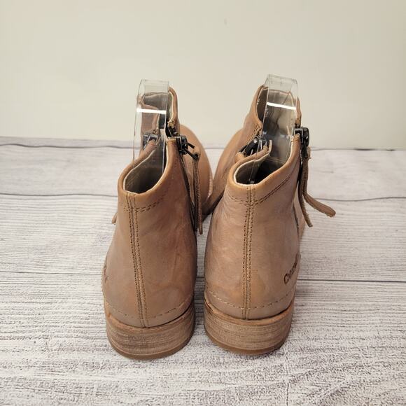 Caterpillar Irena Bellow Flyaway Tan Scrunch Front Ankle Booties, NWOT, 7 - Picture 4 of 10